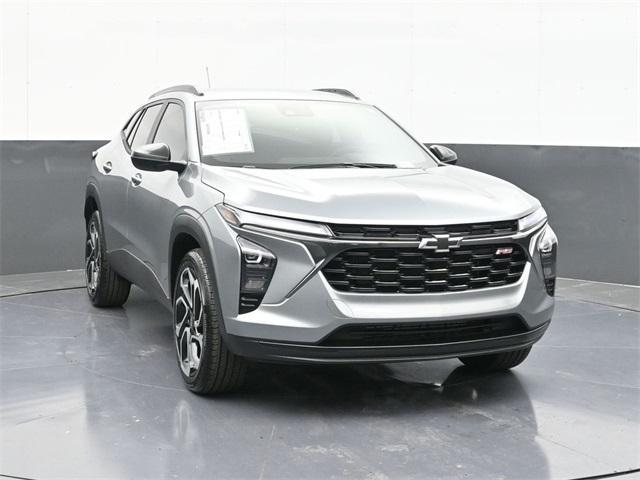 new 2025 Chevrolet Trax car, priced at $27,254