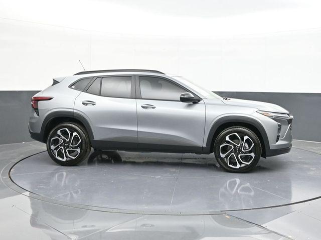 new 2025 Chevrolet Trax car, priced at $25,154