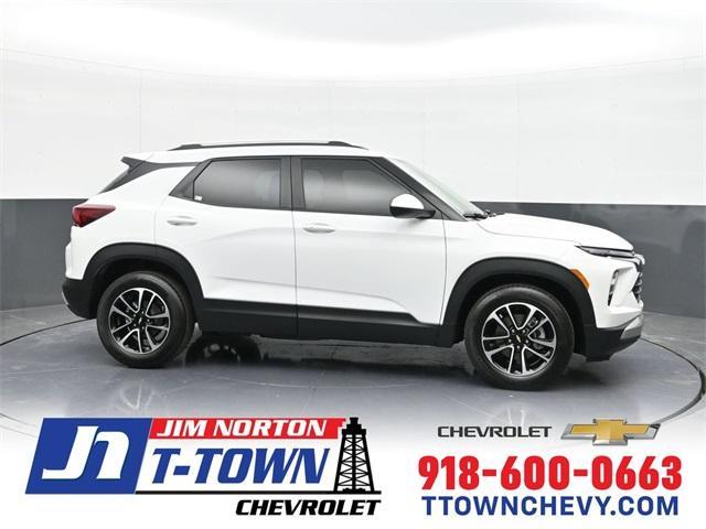 new 2026 Chevrolet TrailBlazer car, priced at $28,300