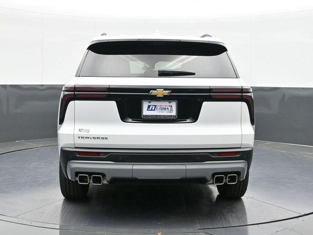 new 2026 Chevrolet Traverse car, priced at $43,271