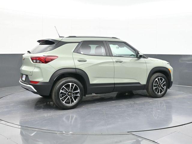 new 2026 Chevrolet TrailBlazer car, priced at $26,617