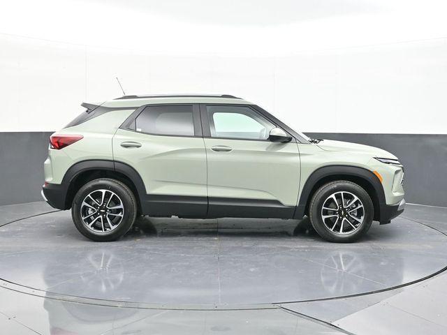 new 2026 Chevrolet TrailBlazer car, priced at $26,617