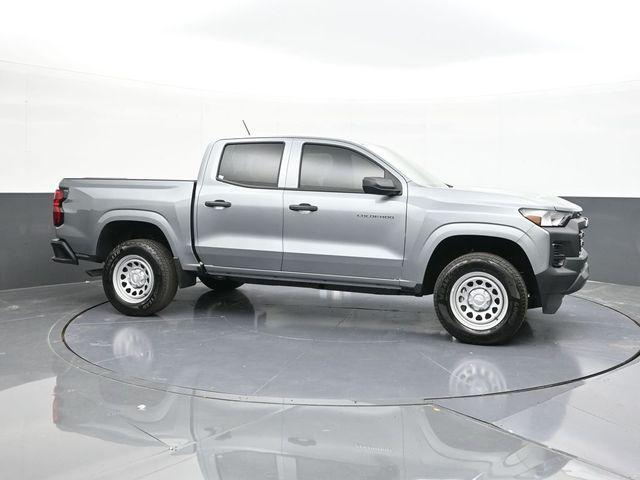 new 2025 Chevrolet Colorado car, priced at $30,995