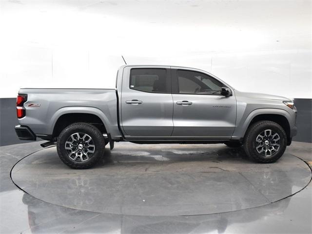 new 2024 Chevrolet Colorado car, priced at $45,100