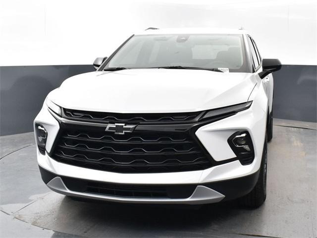 new 2024 Chevrolet Blazer car, priced at $35,480