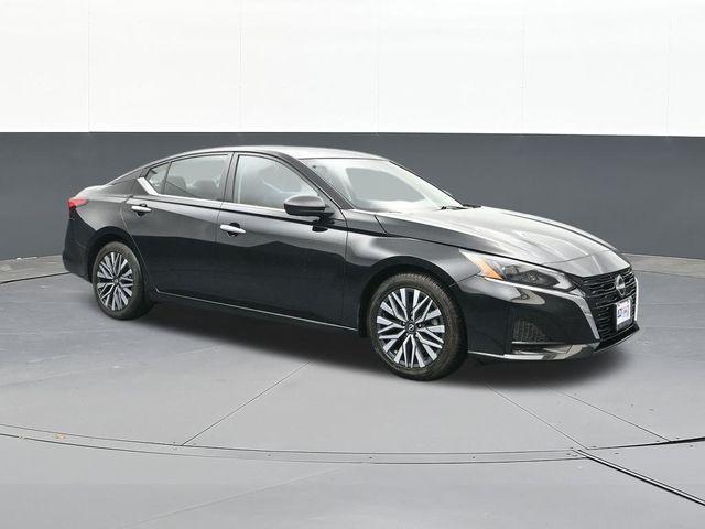 used 2024 Nissan Altima car, priced at $20,981