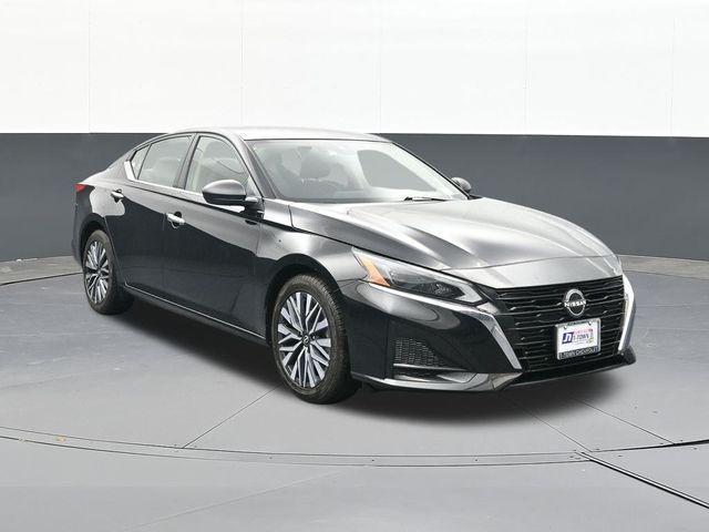 used 2024 Nissan Altima car, priced at $20,981