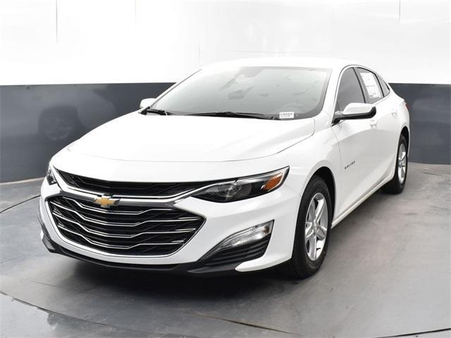 new 2025 Chevrolet Malibu car, priced at $25,995