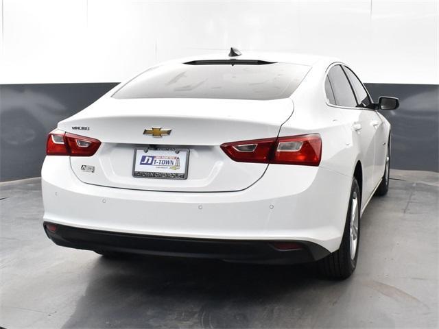 new 2025 Chevrolet Malibu car, priced at $25,995