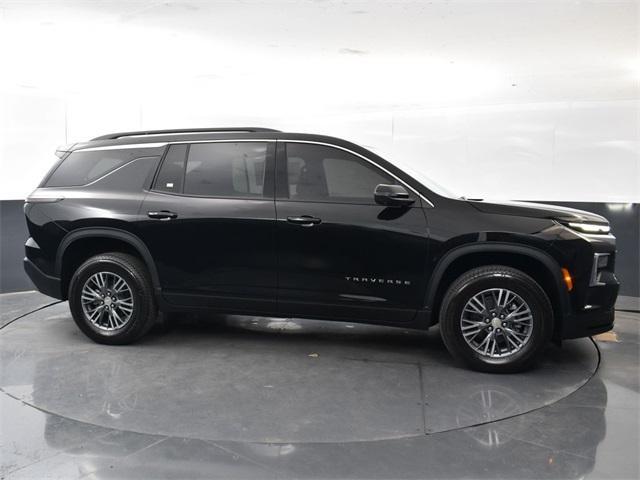 new 2024 Chevrolet Traverse car, priced at $41,599