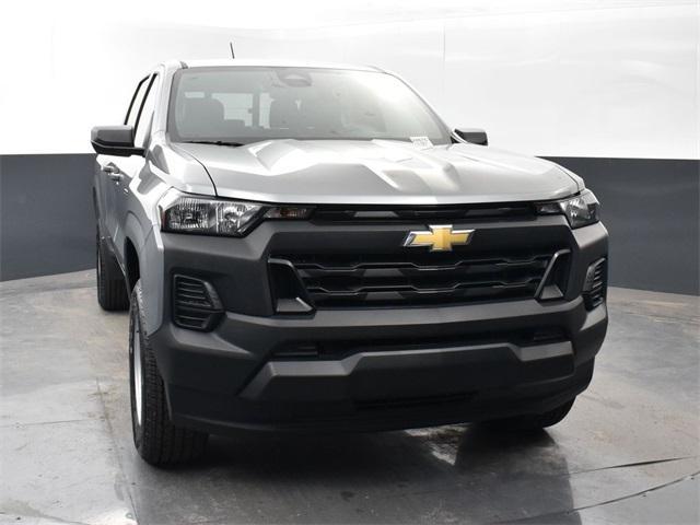 new 2024 Chevrolet Colorado car, priced at $31,400