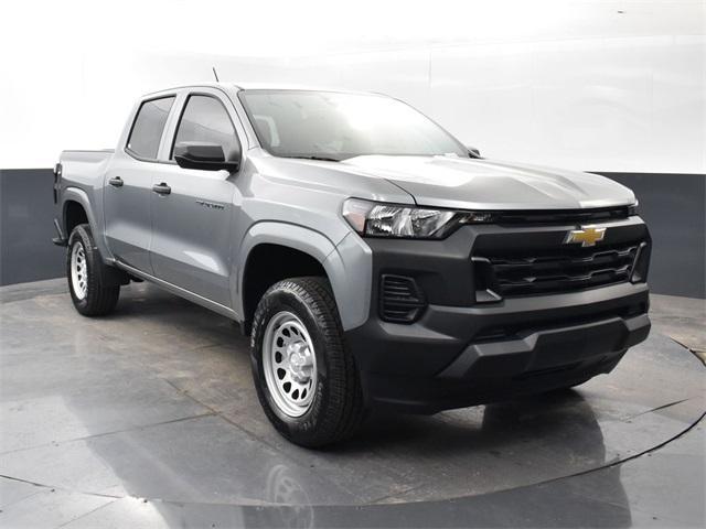 new 2024 Chevrolet Colorado car, priced at $31,400