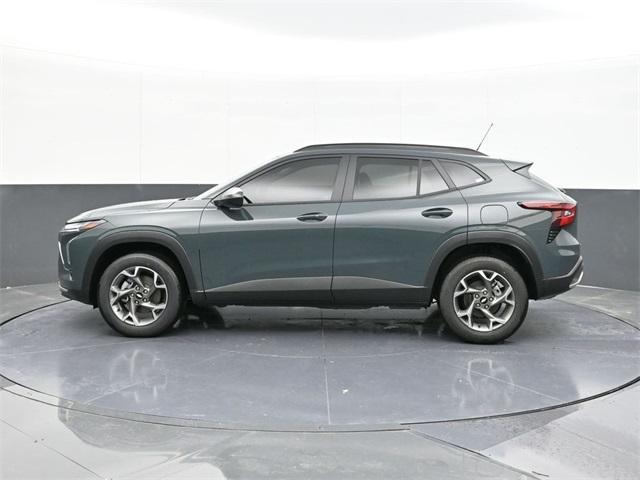 new 2025 Chevrolet Trax car, priced at $25,530