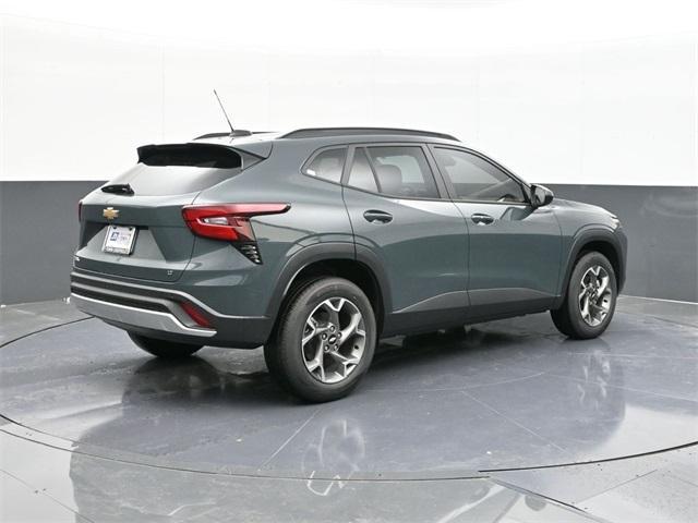new 2025 Chevrolet Trax car, priced at $25,530