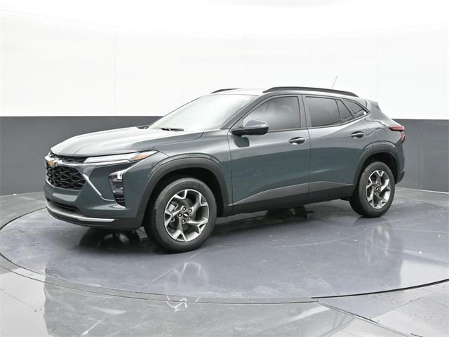 new 2025 Chevrolet Trax car, priced at $25,530