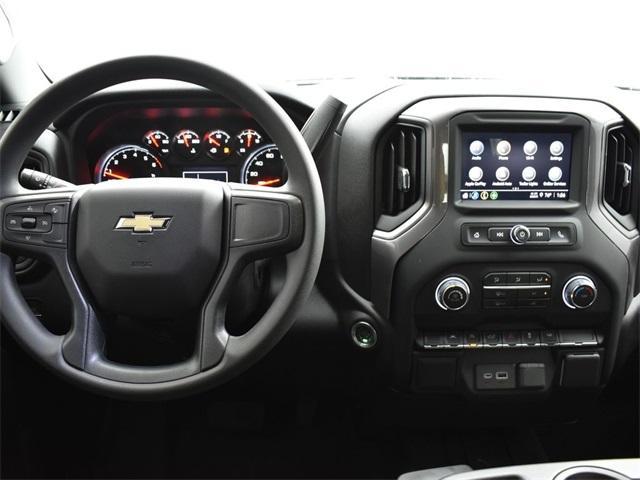 new 2024 Chevrolet Silverado 1500 car, priced at $39,615