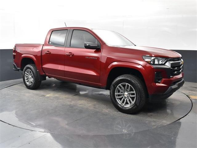 new 2024 Chevrolet Colorado car, priced at $36,900