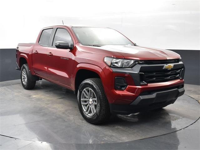 new 2024 Chevrolet Colorado car, priced at $36,900