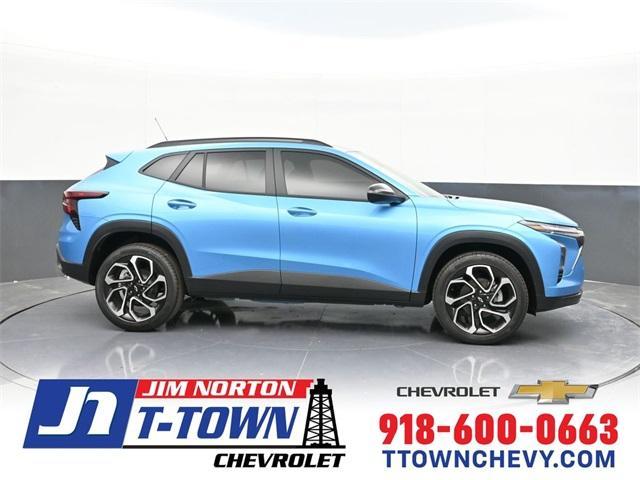new 2025 Chevrolet Trax car, priced at $27,030