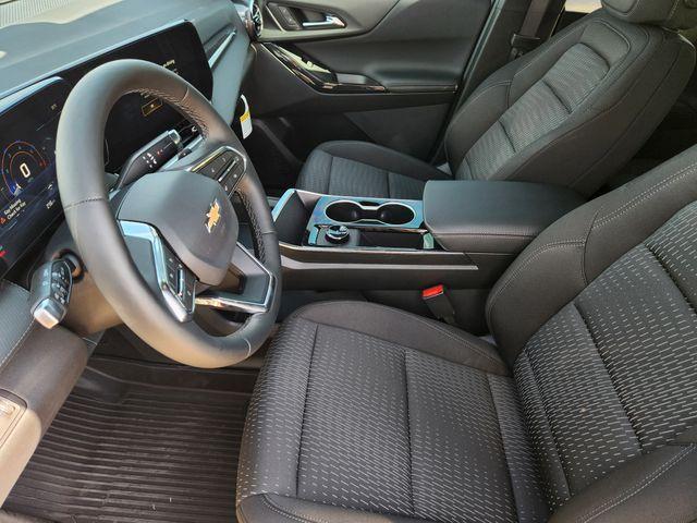 new 2026 Chevrolet Equinox car, priced at $30,815
