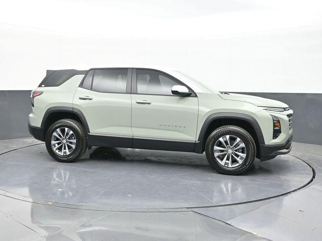 new 2026 Chevrolet Equinox car, priced at $29,936