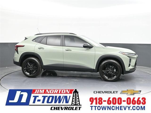 new 2025 Chevrolet Trax car, priced at $27,150