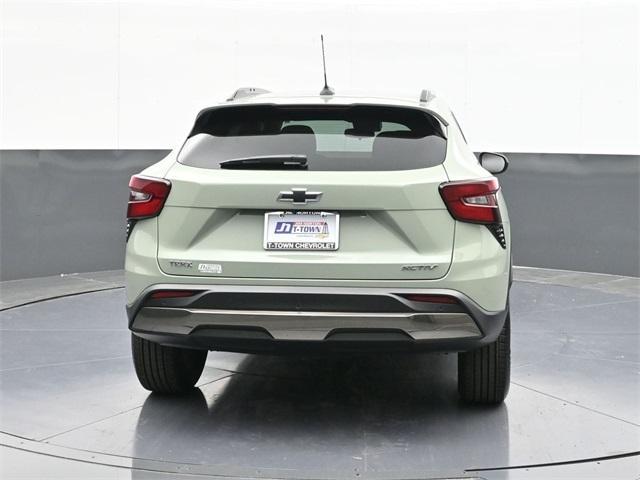 new 2025 Chevrolet Trax car, priced at $27,150