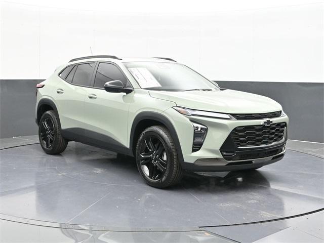new 2025 Chevrolet Trax car, priced at $27,150