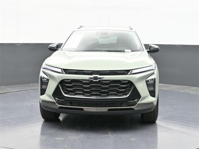 new 2025 Chevrolet Trax car, priced at $27,150