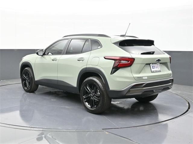 new 2025 Chevrolet Trax car, priced at $27,150
