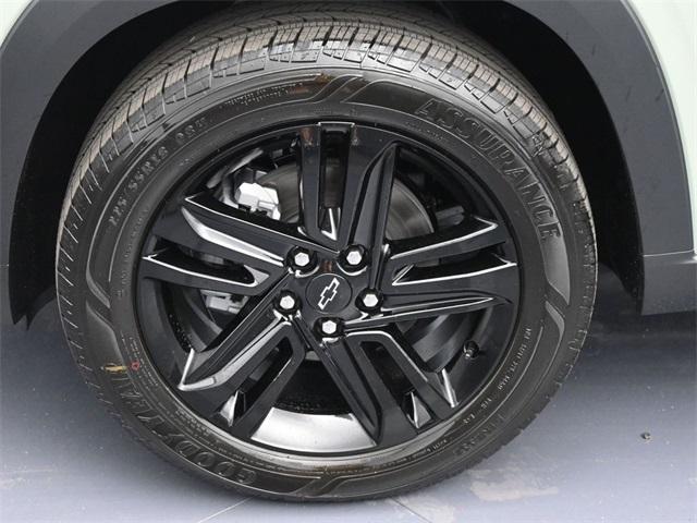 new 2025 Chevrolet Trax car, priced at $27,150
