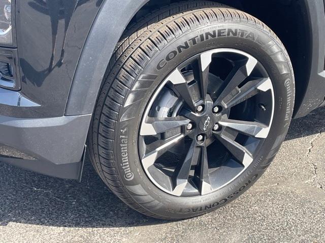 new 2025 Chevrolet Equinox car, priced at $35,495