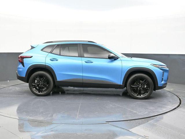 used 2025 Chevrolet Trax car, priced at $25,011