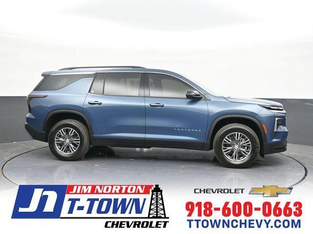 new 2026 Chevrolet Traverse car, priced at $43,920