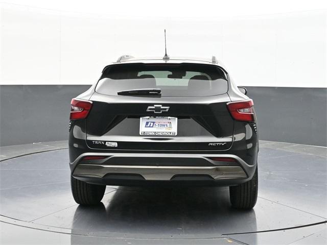 new 2025 Chevrolet Trax car, priced at $27,150