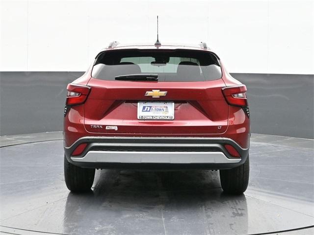 new 2025 Chevrolet Trax car, priced at $25,880