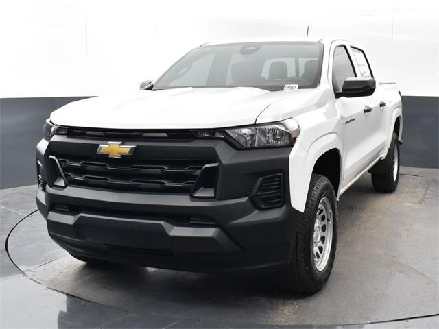 new 2024 Chevrolet Colorado car, priced at $31,400