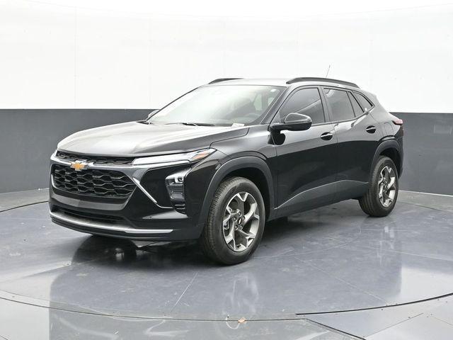 new 2025 Chevrolet Trax car, priced at $25,395