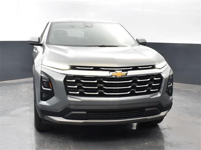 new 2025 Chevrolet Equinox car, priced at $30,495