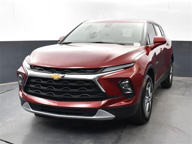 new 2025 Chevrolet Blazer car, priced at $36,900