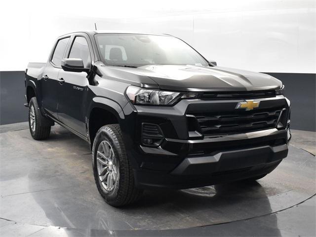 new 2024 Chevrolet Colorado car, priced at $37,100