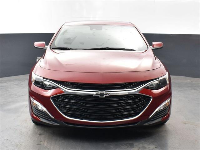 new 2025 Chevrolet Malibu car, priced at $27,565