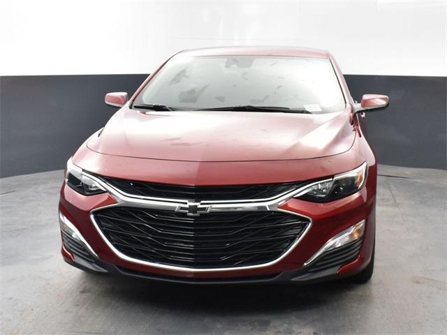 new 2025 Chevrolet Malibu car, priced at $27,565