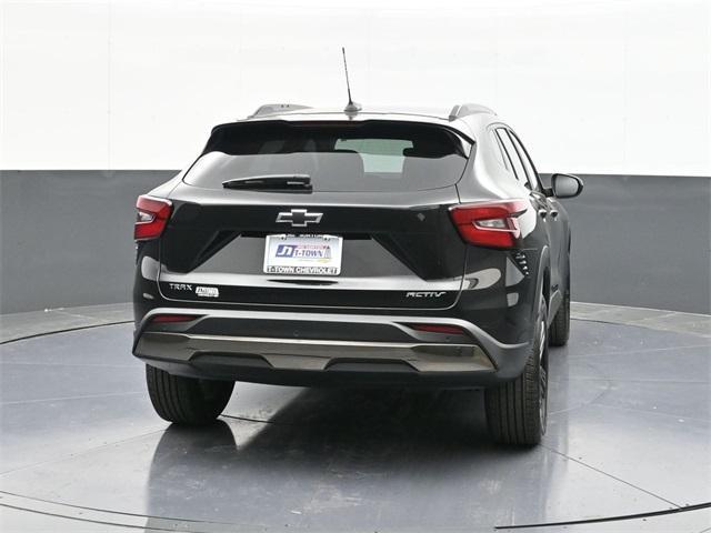 new 2025 Chevrolet Trax car, priced at $27,150