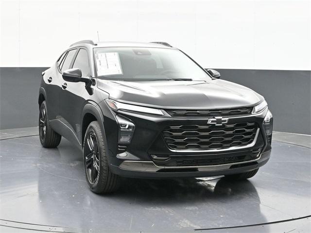 new 2025 Chevrolet Trax car, priced at $27,150