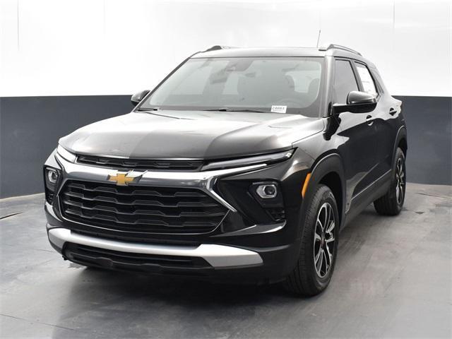 new 2025 Chevrolet TrailBlazer car, priced at $29,350