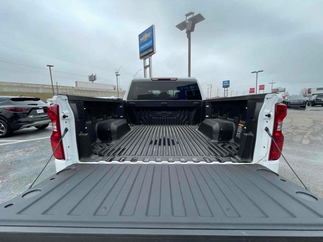 new 2025 Chevrolet Silverado 1500 car, priced at $40,400