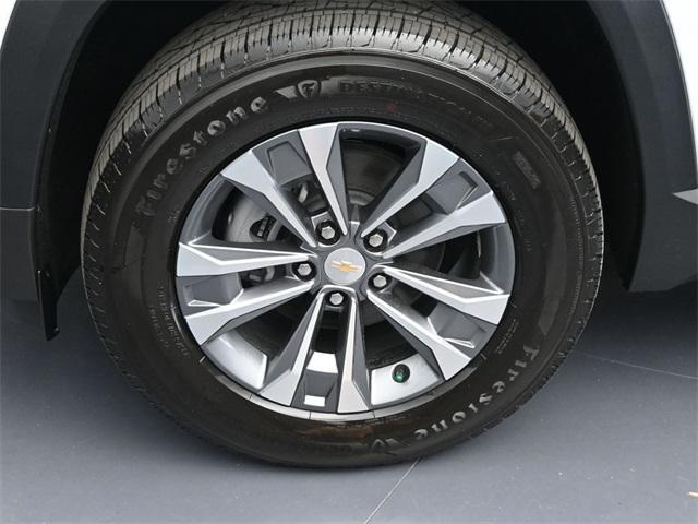 new 2026 Chevrolet Equinox car, priced at $30,245