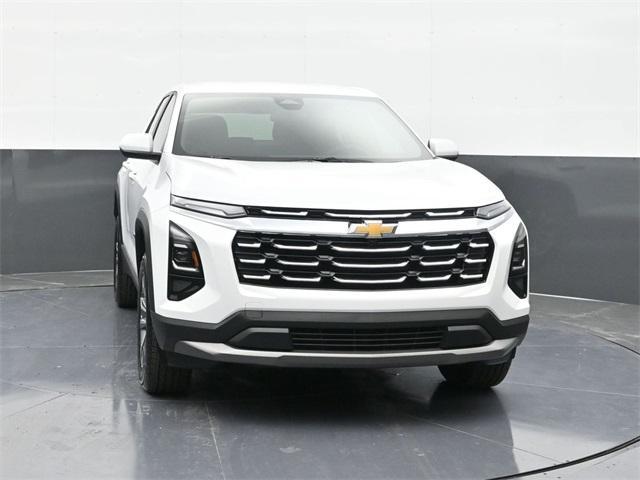new 2026 Chevrolet Equinox car, priced at $30,245
