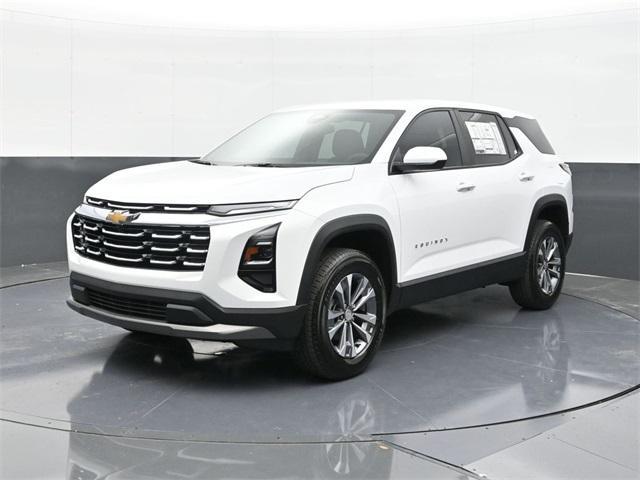 new 2026 Chevrolet Equinox car, priced at $30,245